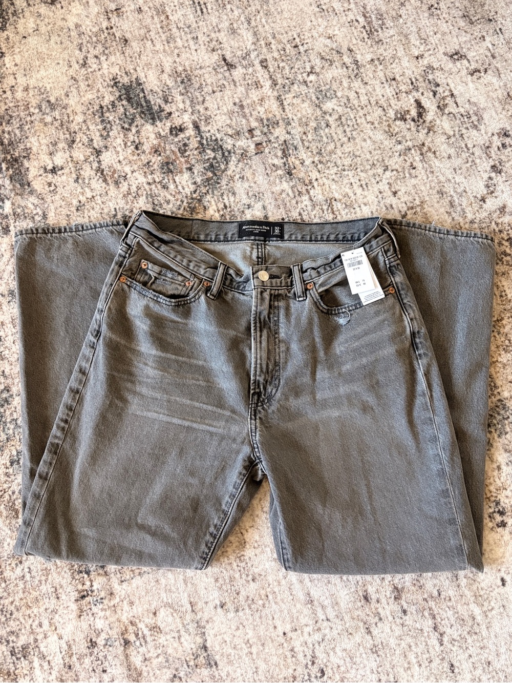 NWT Abercrombie & Fitch Rigid Denim Loose Jeans Gray 32x30